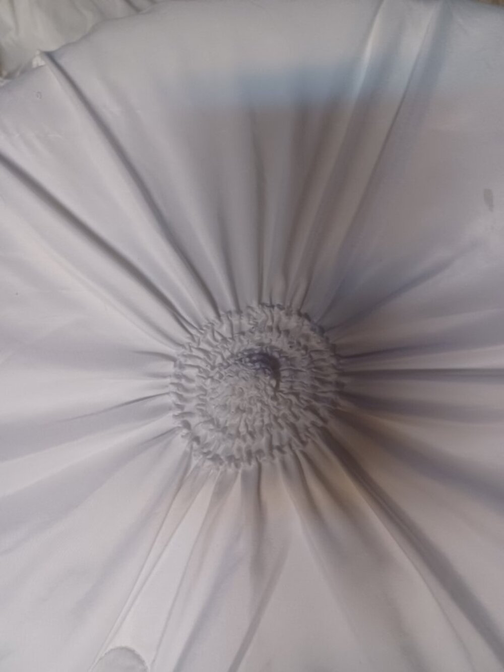 Comforter Queen/Full White